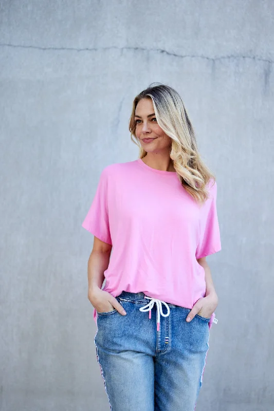 Shine On Essentials Comfort Tee Pink